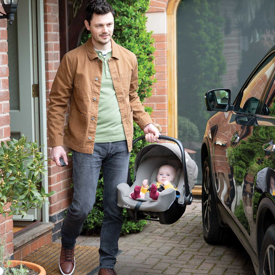 Scoica auto cu tetiera reglabila i-Snug 2